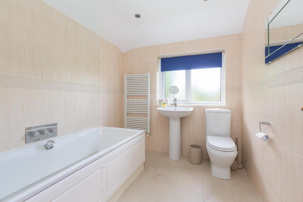 Charles Alexander Short Stay - Moorway House Poulton-le-Fylde Buitenkant foto
