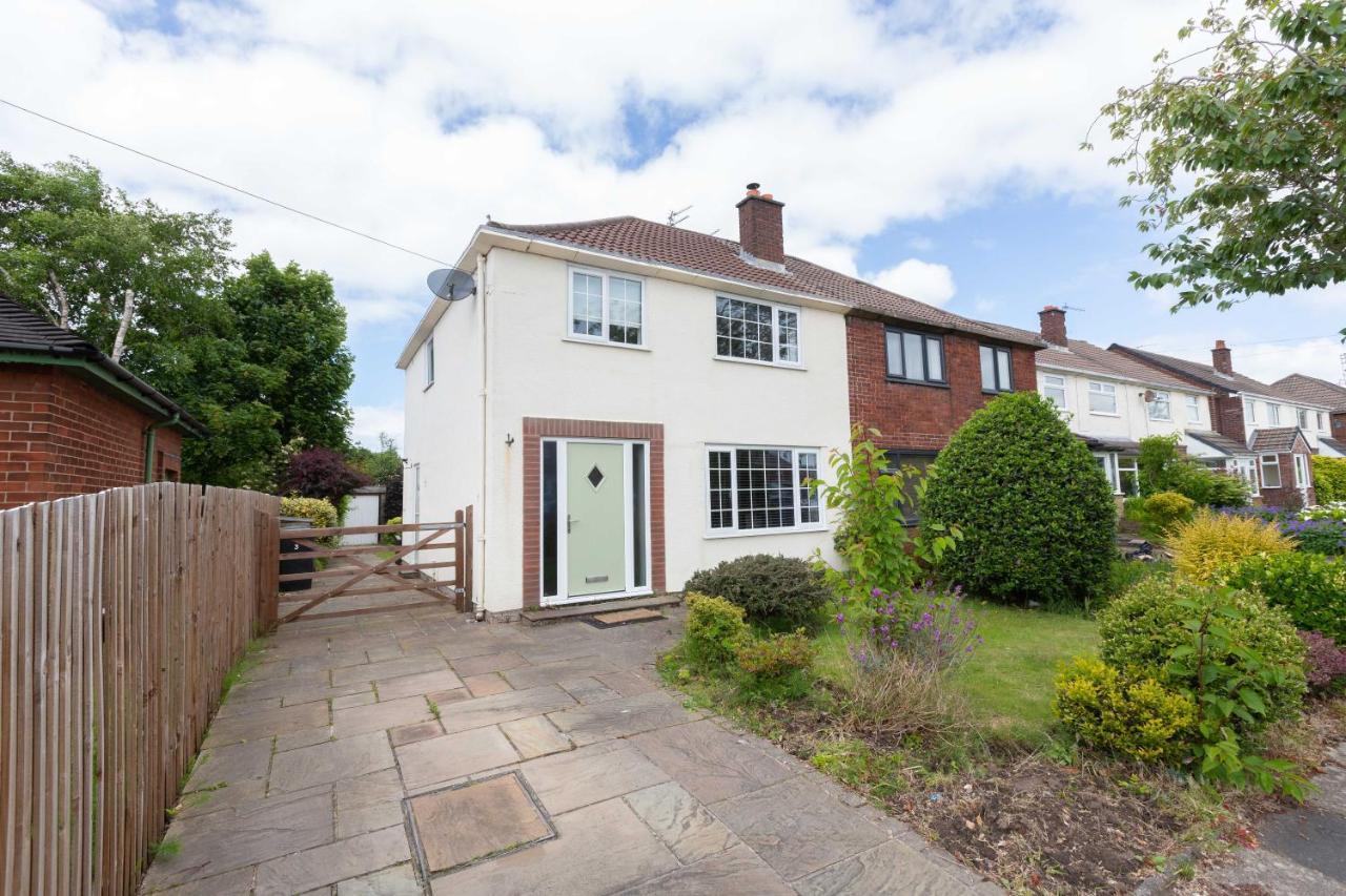 Charles Alexander Short Stay - Moorway House Poulton-le-Fylde Buitenkant foto